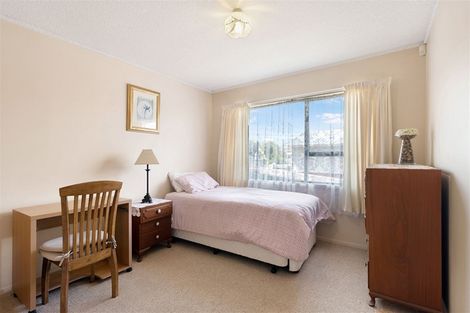 Photo of property in 3/86 Roberts Road, Te Atatu South, Auckland, 0610