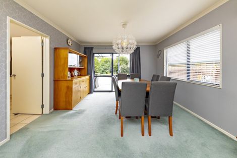 Photo of property in 13 Longford Park Drive, Takanini, 2112