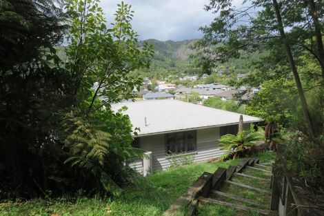 Photo of property in 39 Korau Grove, Stokes Valley, Lower Hutt, 5019