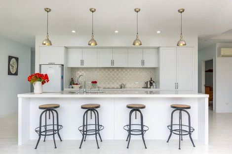 Photo of property in 16 River Terrace, Renwick, 7204