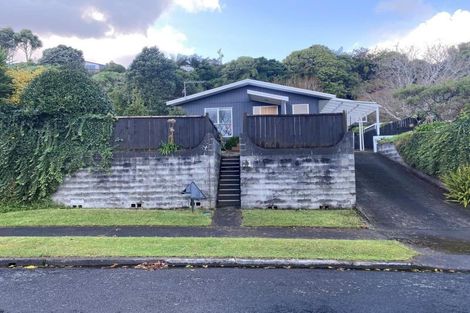 Photo of property in 21 Heaphy Street, Westown, New Plymouth, 4310