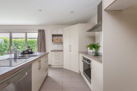 Photo of property in 8 Gosling Crescent, Halswell, Christchurch, 8025