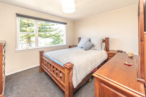 Photo of property in 24 Burns Street, Tawhero, Whanganui, 4501