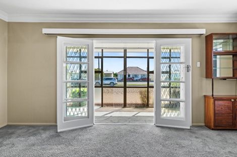 Photo of property in 216a Kennedy Road, Onekawa, Napier, 4110