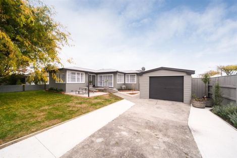 Photo of property in 2 Chester Crescent, West End, Palmerston North, 4410
