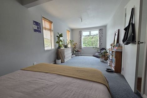 Photo of property in 12 Robertson Street, Owhiro Bay, Wellington, 6023