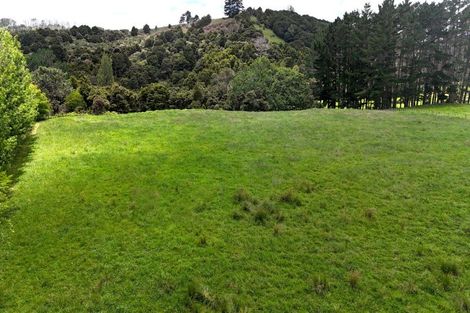 Photo of property in 238 Wharehine Road, Tauhoa, Wellsford, 0973