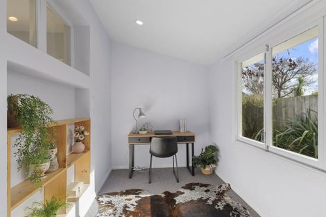 Photo of property in 3 Shaftesbury Street, Avonhead, Christchurch, 8042