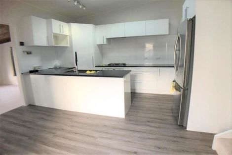 Photo of property in 52 Tiverton Road, Avondale, Auckland, 0600