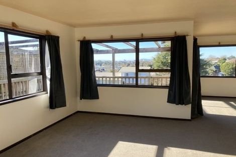 Photo of property in 31 Glendale Drive, Dinsdale, Hamilton, 3204