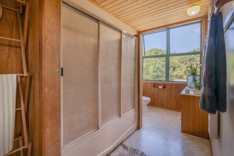 Photo of property in 24 Pye Place, Hot Water Beach, Whitianga, 3591