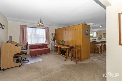 Photo of property in 30 Manuka Road, Glenfield, Auckland, 0629