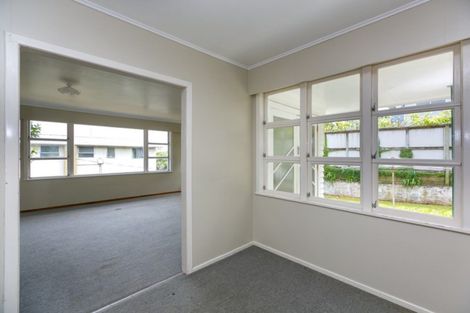 Photo of property in 388 Saint Aubyn Street, Moturoa, New Plymouth, 4310