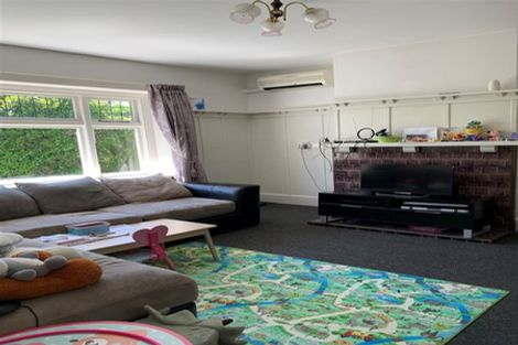 Photo of property in 6 Nortons Road, Avonhead, Christchurch, 8042