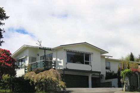 Photo of property in 5 Bernard Street, Two Mile Bay, Taupo, 3330