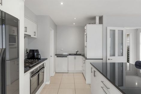 Photo of property in 79 Glenstrae Road, Redcliffs, Christchurch, 8081