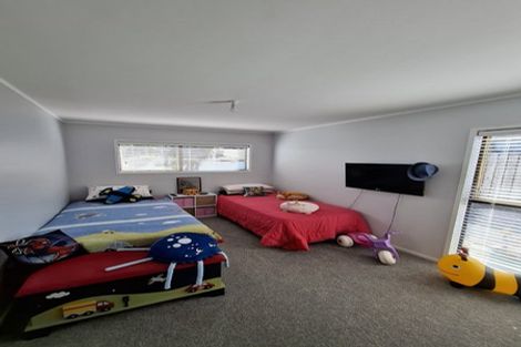 Photo of property in 1/64 Carlisle Road, Browns Bay, Auckland, 0630