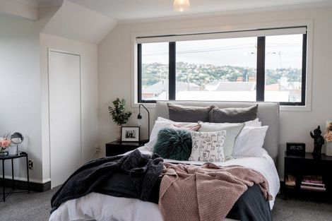 Photo of property in 165 Macandrew Road, South Dunedin, Dunedin, 9012