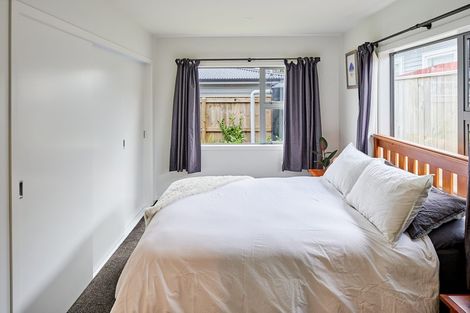 Photo of property in 89b Wainuiomata Road, Wainuiomata, Lower Hutt, 5014