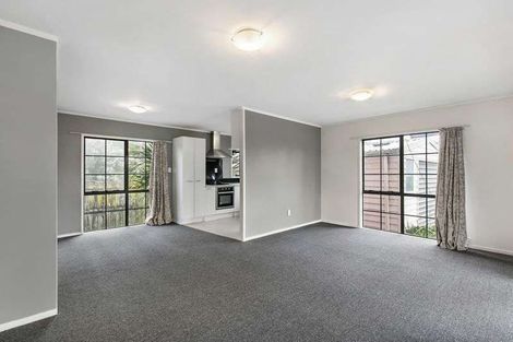 Photo of property in 50 Trimdon Street, Randwick Park, Auckland, 2105
