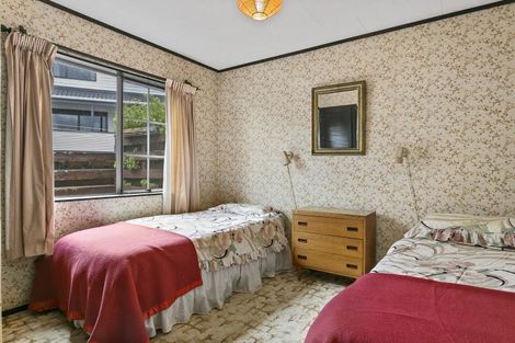 Photo of property in 11b Reeves Road, Acacia Bay, Taupo, 3330