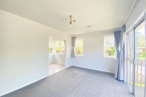 Photo of property in 63 Rehia Road, Massey, Auckland, 0614