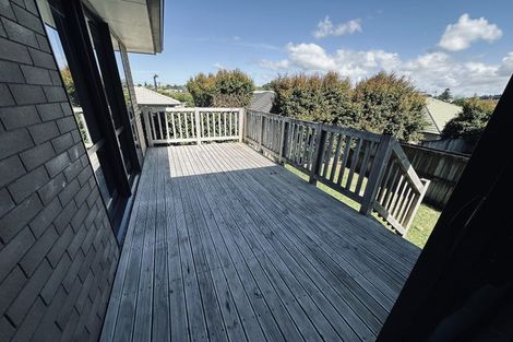 Photo of property in 4 Rooseville Mews, Pukekohe, 2120