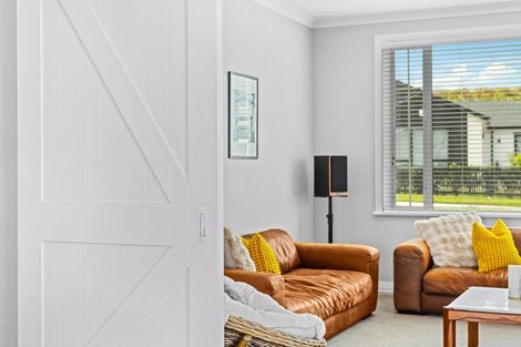 Photo of property in 10 Pekanga Road, Orewa, 0931