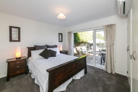 Photo of property in 11 Lipscombe Crescent, Havelock North, 4130