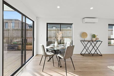 Photo of property in 315d Bucklands Beach Road, Bucklands Beach, Auckland, 2012