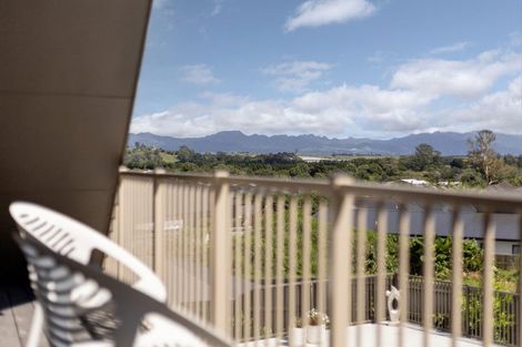 Photo of property in 306 Omokoroa Road, Omokoroa, 3114