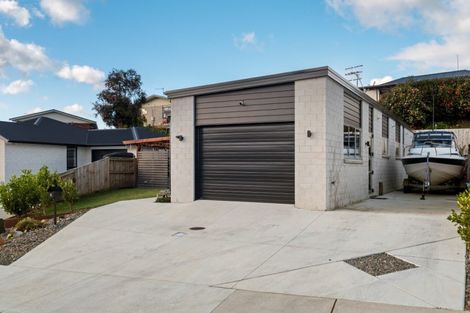Photo of property in 6 Queen Palms Road, Te Puke, 3119