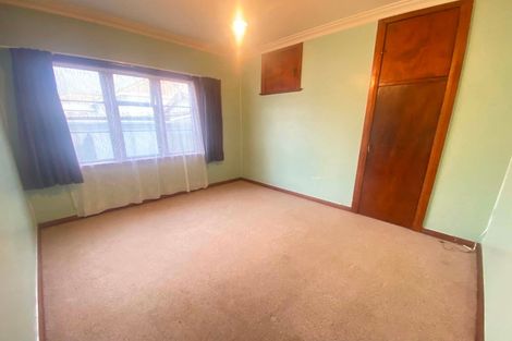 Photo of property in 561 Queen Street East, Levin, 5510