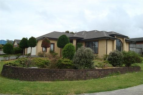 Photo of property in 25 Peninsula Road, Mangere, Auckland, 2022