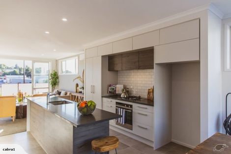 Photo of property in 89 Karepiro Drive, Stanmore Bay, Whangaparaoa, 0932