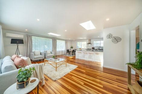 Photo of property in 8 Cruickshank Road, Clouston Park, Upper Hutt, 5018
