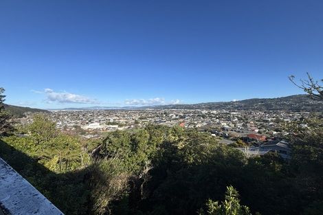 Photo of property in 4 Farrelly Grove, Fairfield, Lower Hutt, 5011