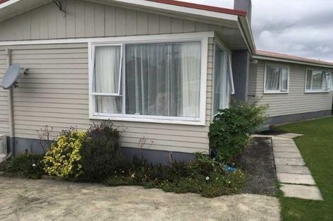 Photo of property in 17 Doctors Hill Road, Maungaturoto, 0520