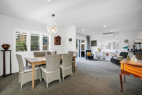 Photo of property in 10a Raymond Street, Point Chevalier, Auckland, 1022