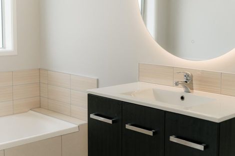 Photo of property in 9 Tarapiroe Avenue, Takanini, 2112