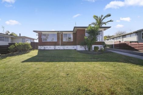 Photo of property in 33 Hope Farm Avenue, Pakuranga Heights, Auckland, 2010