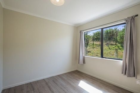 Photo of property in 118 Strathnaver Drive, Waikawa Beach, Levin, 5573