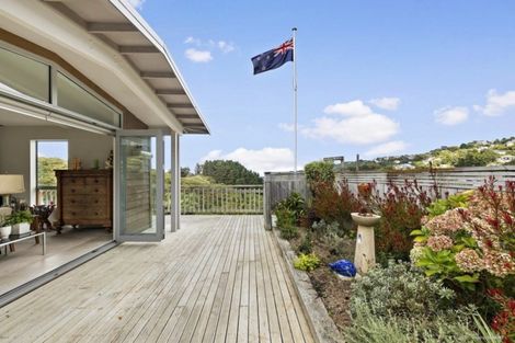 Photo of property in 35 Finnimore Terrace, Vogeltown, Wellington, 6021