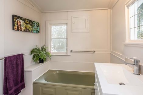 Photo of property in 3 Tainui Street, Raumati Beach, Paraparaumu, 5032