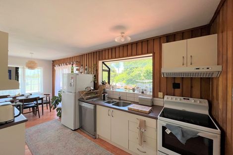 Photo of property in 23 Paton Avenue, Te Atatu South, Auckland, 0610