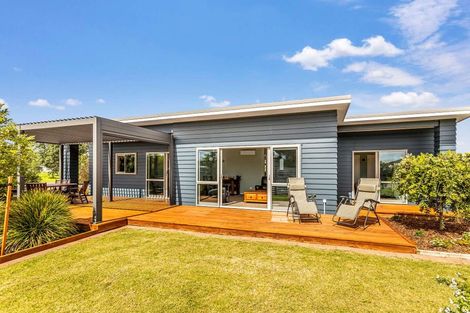 Photo of property in 337 Harbour Drive East, Matarangi, Whitianga, 3592