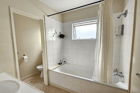 Photo of property in 8/126 Redwood Avenue, Tawa, Wellington, 5028