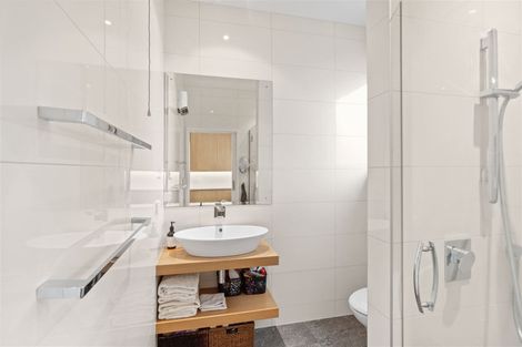 Photo of property in 53 Beckford Road, Saint Martins, Christchurch, 8022