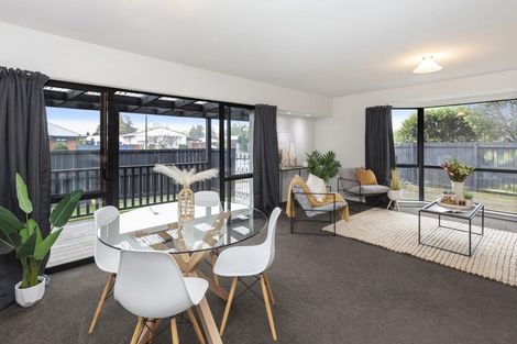 Photo of property in 10 Inca Place, Redwood, Christchurch, 8051