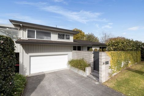 Photo of property in 30 Edgecumbe Road, Tauranga, 3110